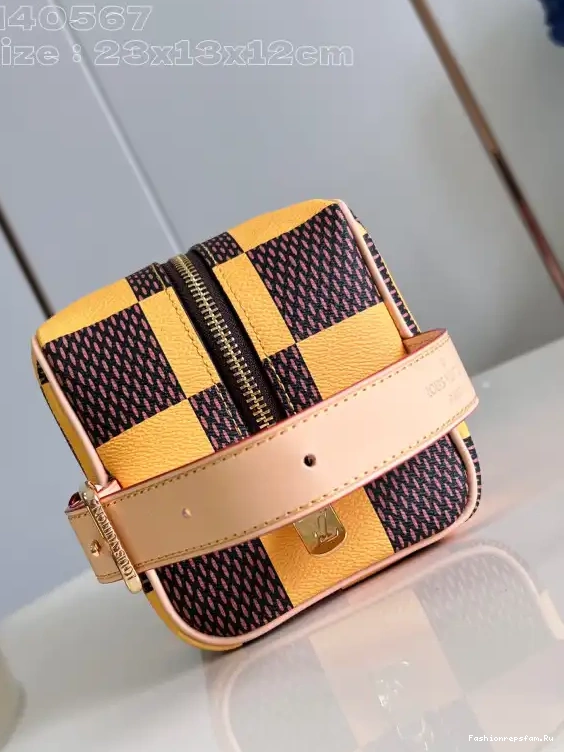 FS CHEAP KIT bag-23*13*12CM VUITTON LOCKER LOUIS DOPP 0626